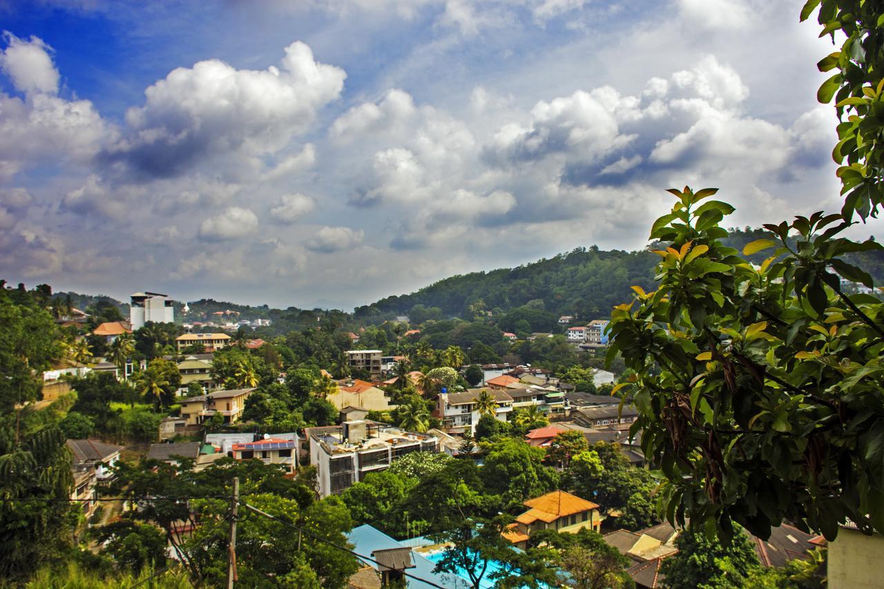 Breeze Villa Kandy Exterior photo
